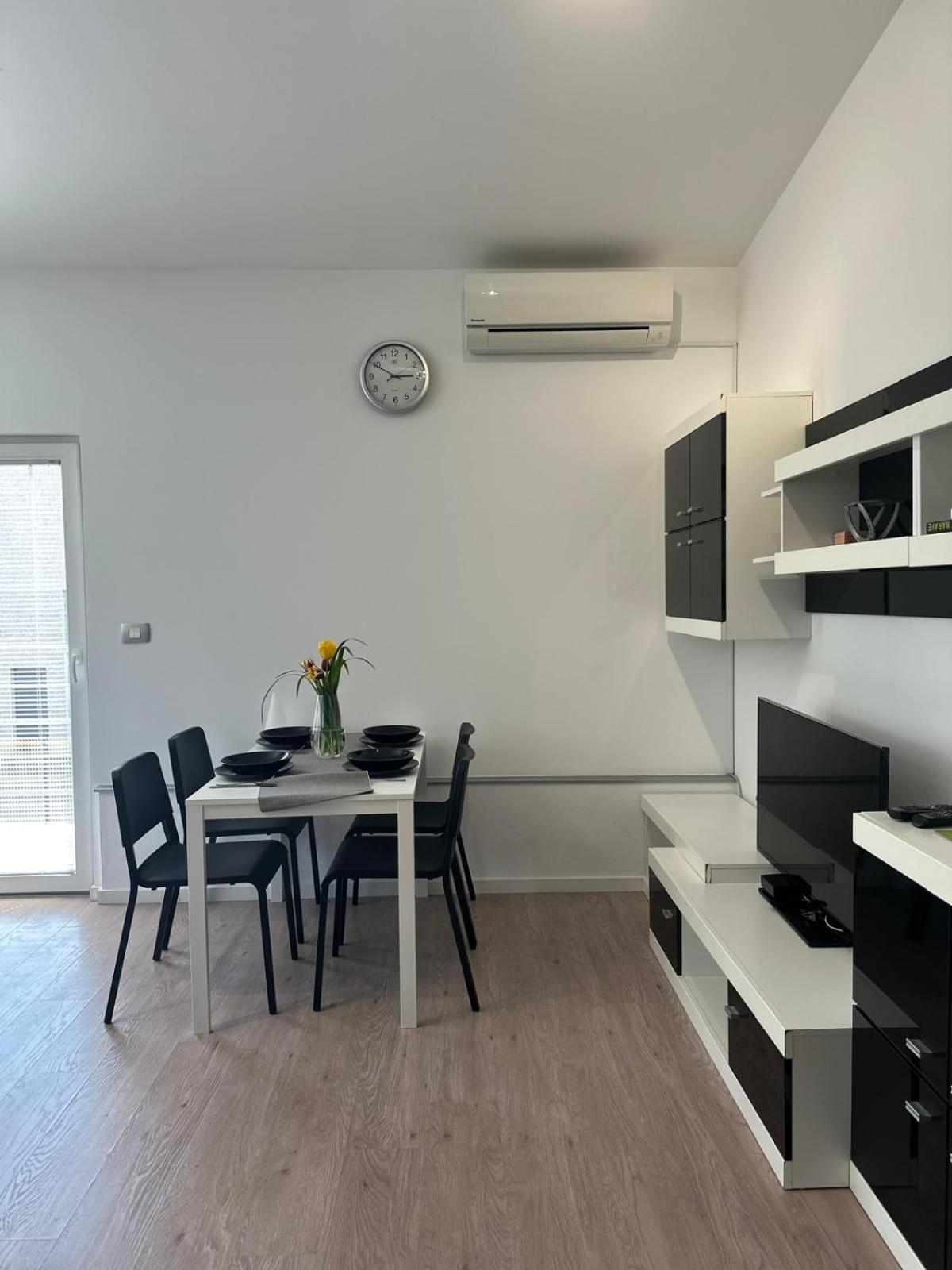 Apartment Stucin Vipava Exteriér fotografie
